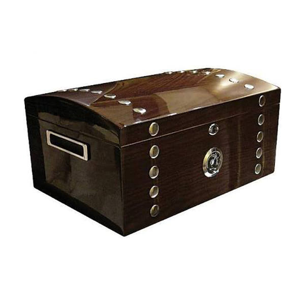 Montgomery 150 Count Studded Chest Humidor
