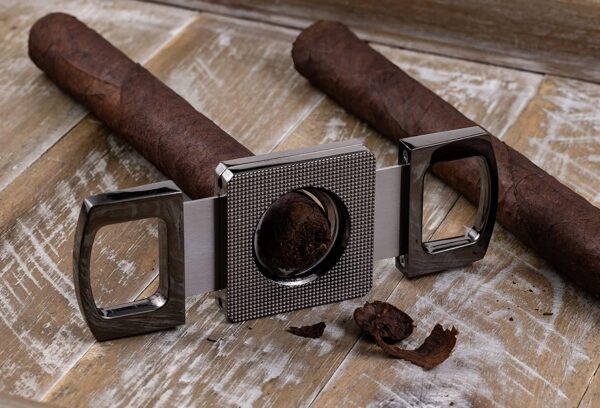 Etched Body Precision Guillotine Cigar Cutter