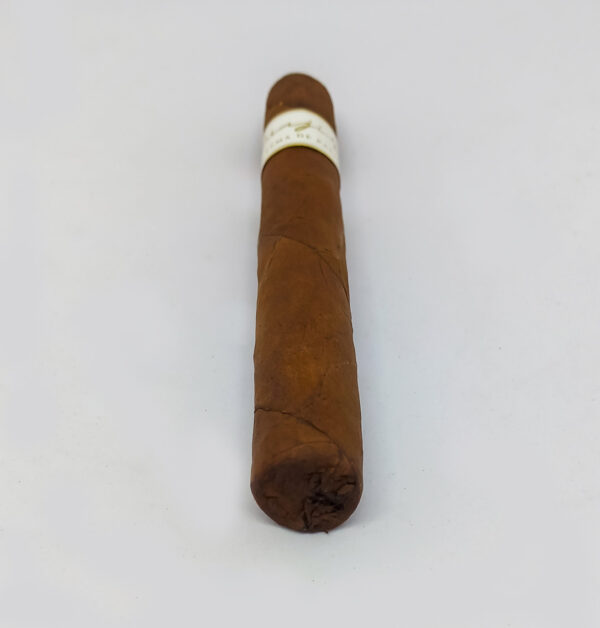 Crema de Pasion White Label. A Hand Rolled Habano with a Sugar Cane Sweet Tip.